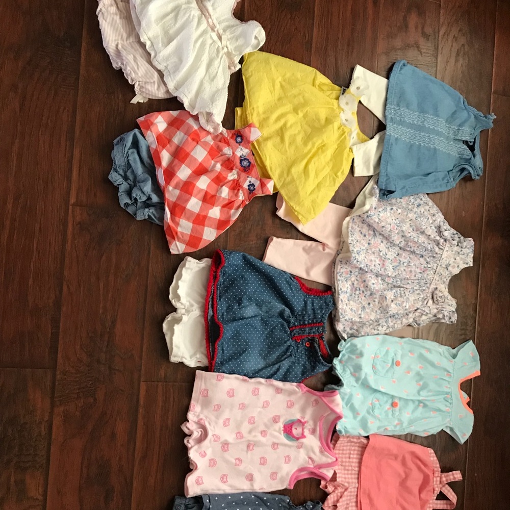 Bundle Of 6-9 Months Girls spring:summer sets